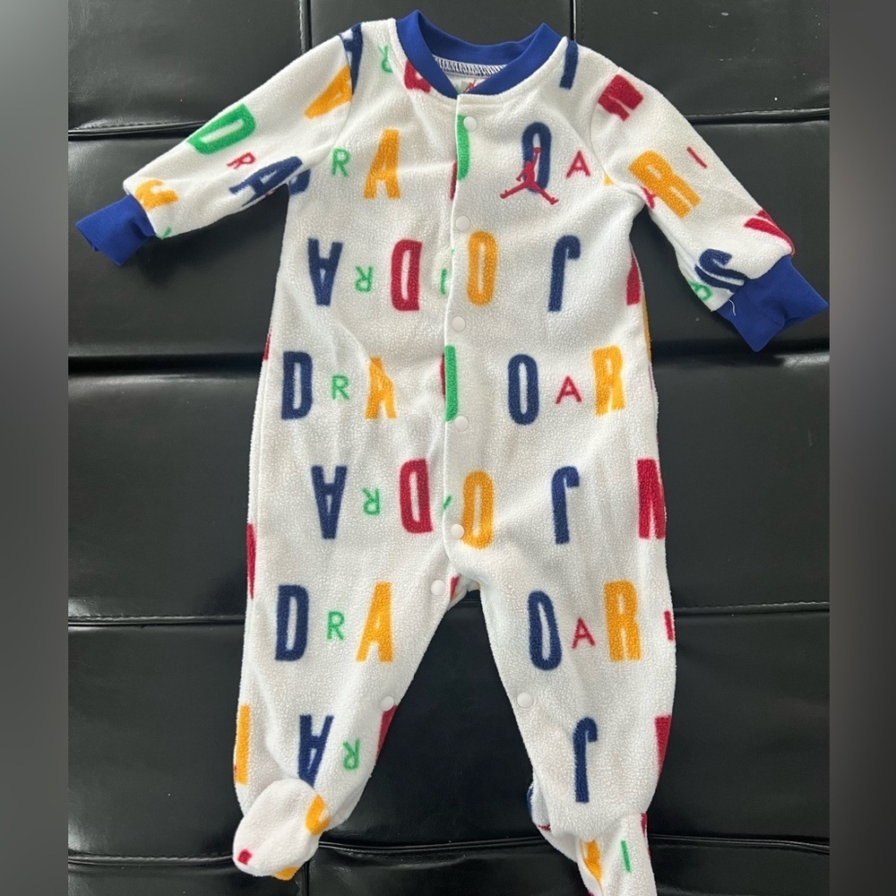 Nike & Air Jordan Fleece Outfits- 3 Months - Picture 6 of 7